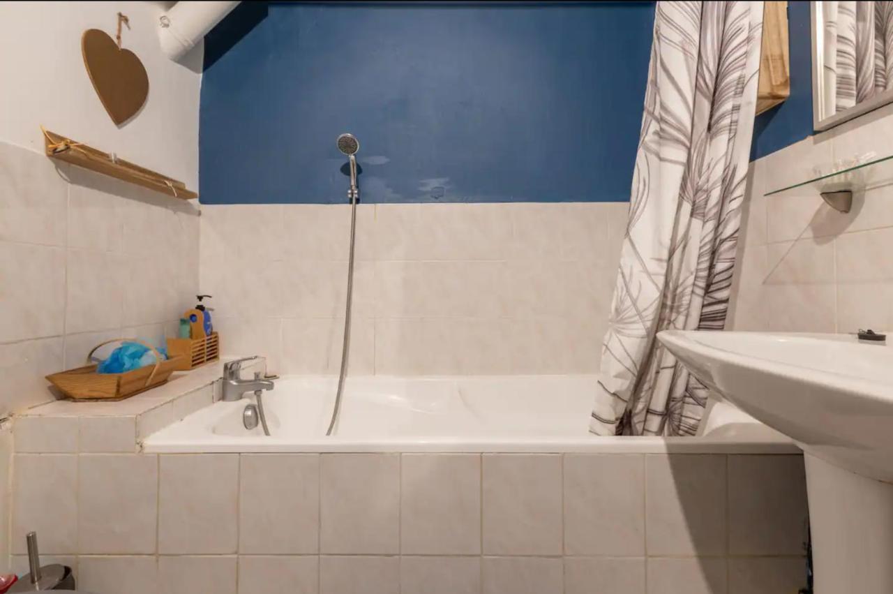Apt 3 Cocooning, 54M2, Centre ヴァランシエンヌ エクステリア 写真